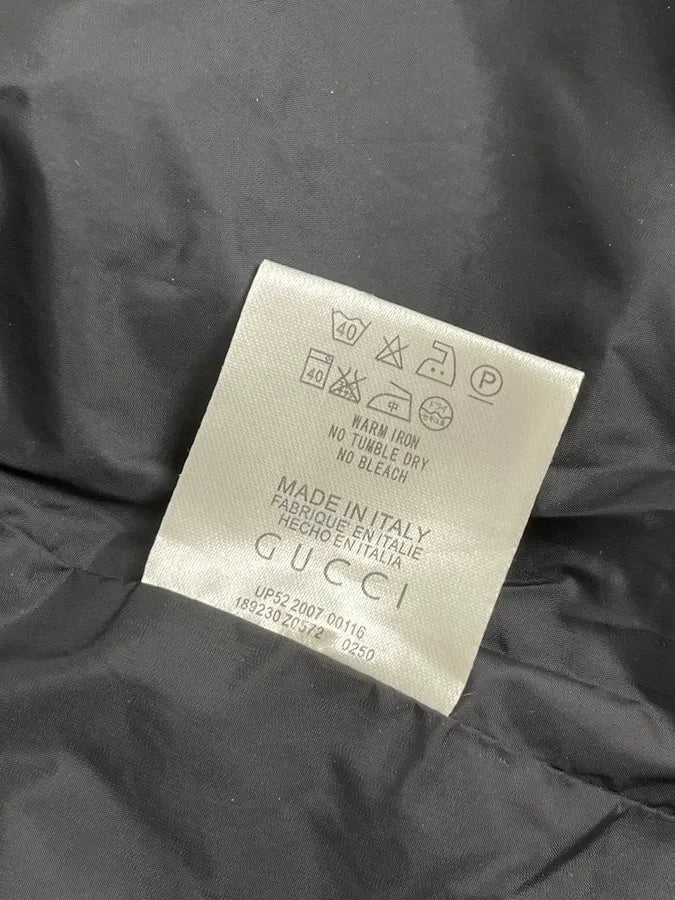 AW2007 Gucci Navy Multi Pockets Nylon Light Jacket by Frida Giannini amVevmL 11