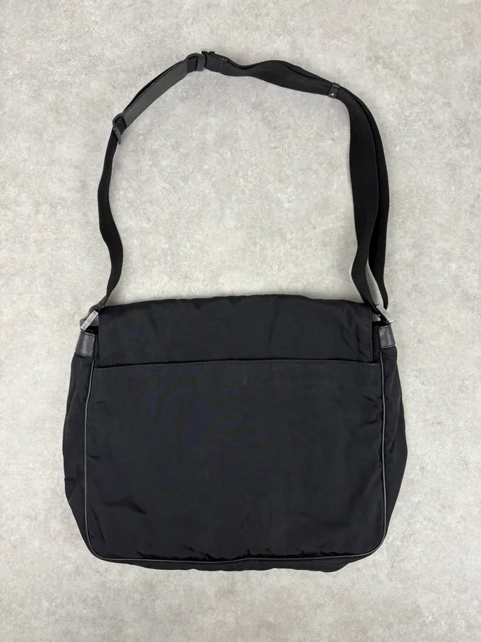 Gucci Nylon Black Minimalist Messenger Bag FFkQiZn 4