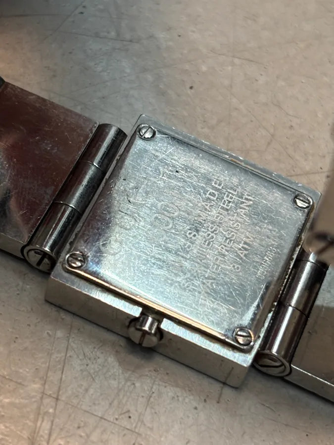 Gucci Silver Metal Link Watch qBaqbOb 5