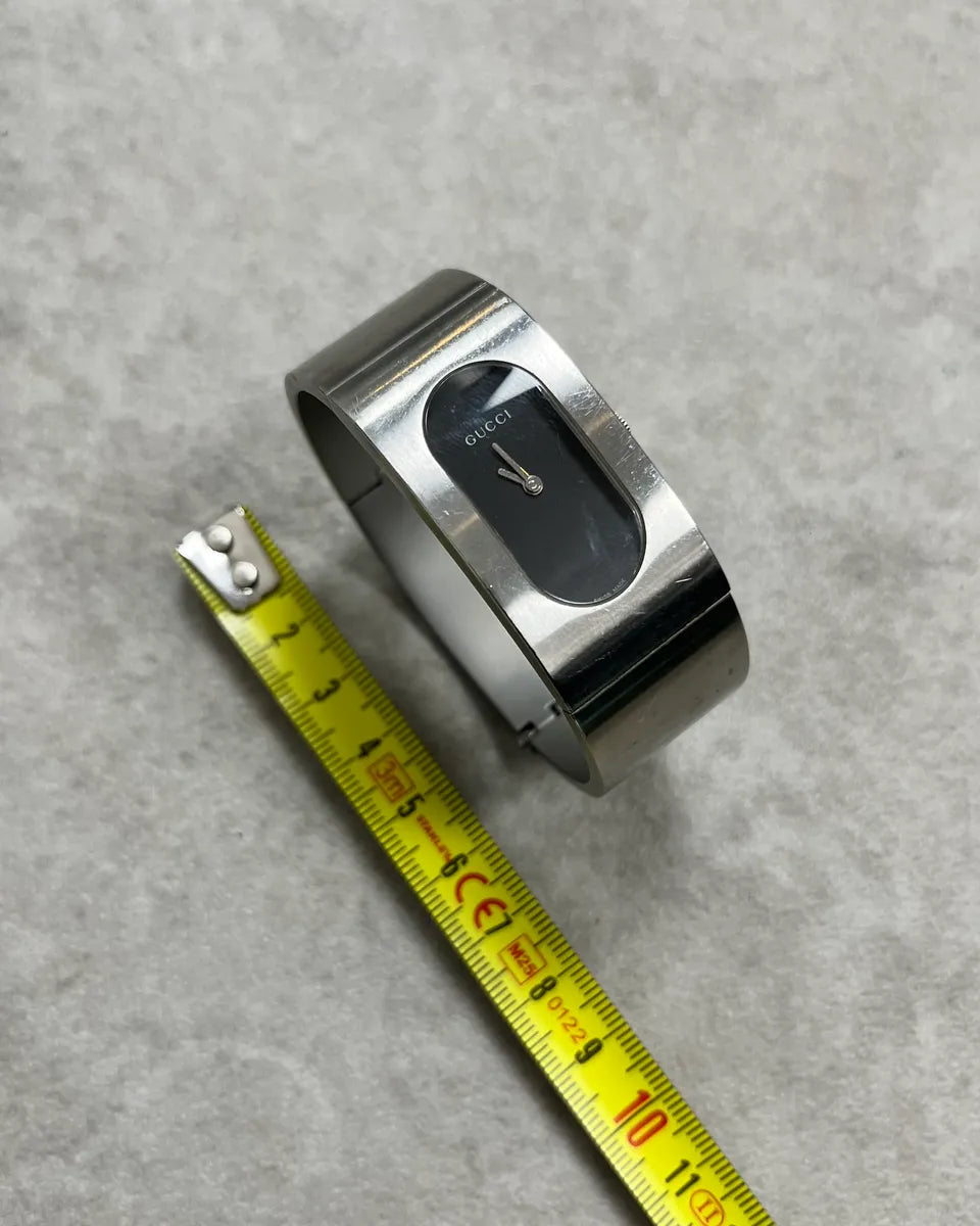 Gucci Silver Stainless Steel Logo Watch UbaURGU 6