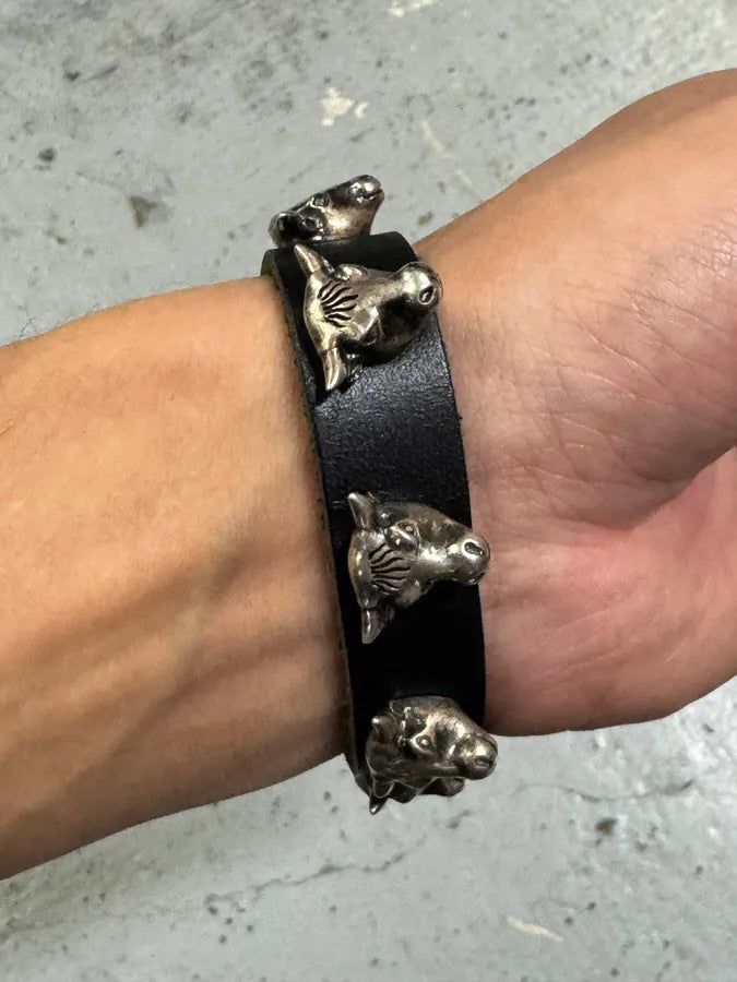 Gucci Silver Western Buckle & Bulls Black Leather Bracelet rcRfYgI 4