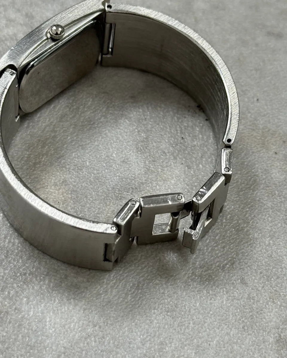 Gucci Stainless Steel Metal Bracelet Watch rvBfBVc 8