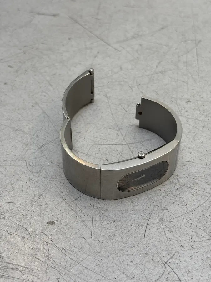 Gucci Vintage Stainless Steel Bangle Watch wSFSCWU 3