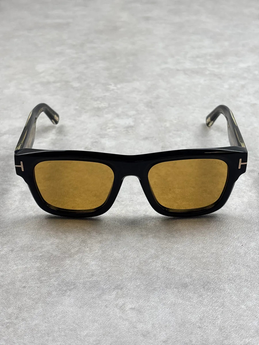 Tom Ford Black Acetate Amber-Lens Sunglasses gynBYOPe 1