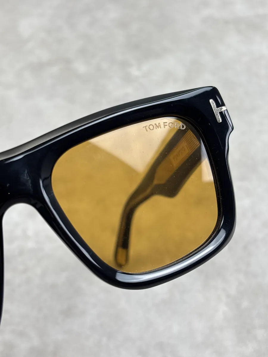 Tom Ford Black Acetate Amber-Lens Sunglasses gynBYOPe 12