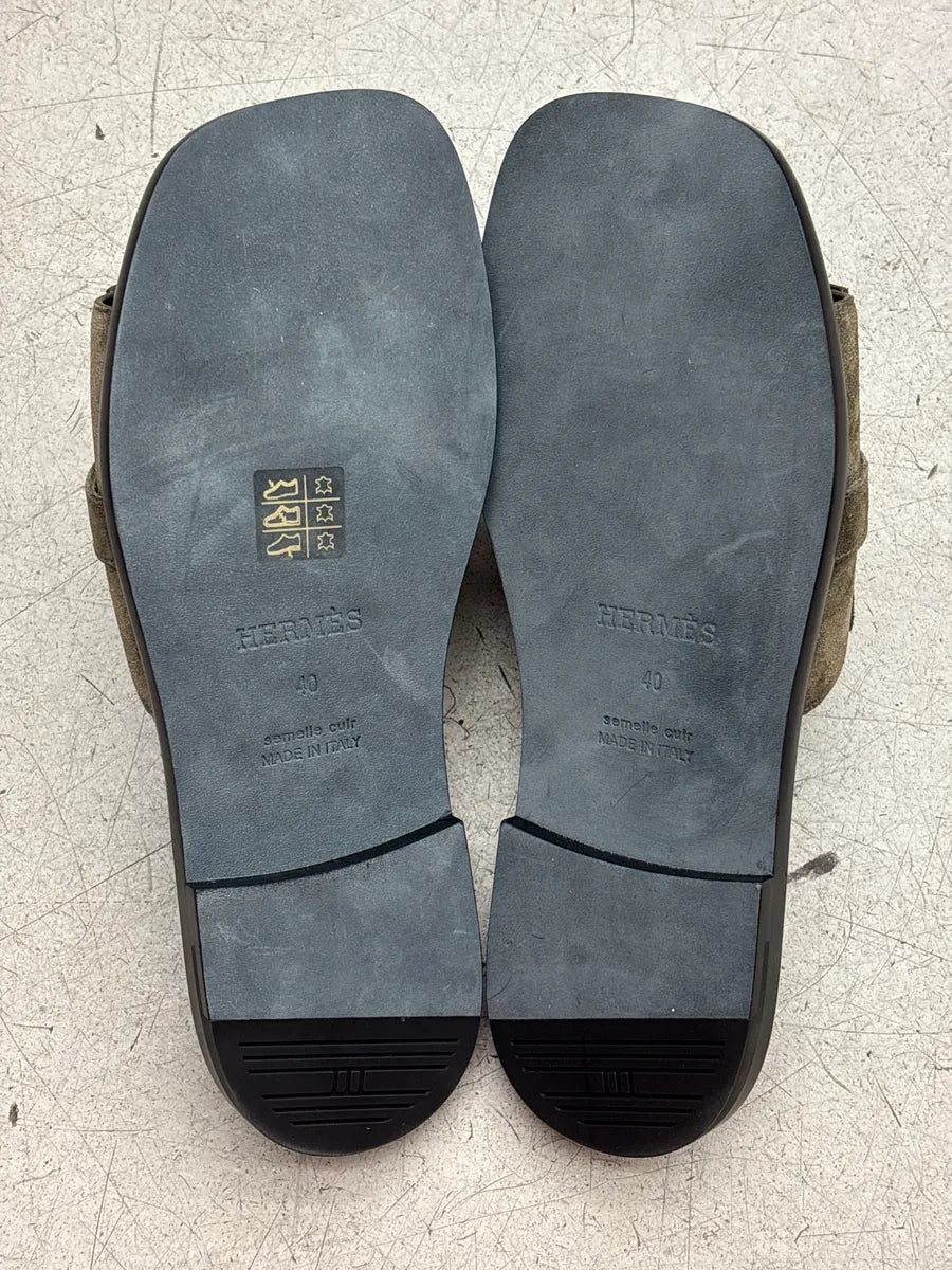 Hermès Olive Taupe Suede Kelly Lock Slide Sandals hZldmDvj 6