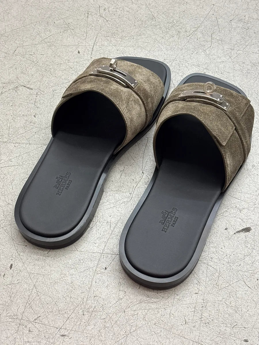 Hermès Olive Taupe Suede Kelly Lock Slide Sandals hZldmDvj 7