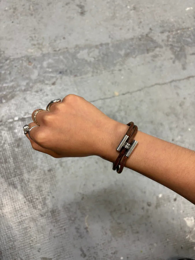 Hermes Brown Eroded Leather H Bracelet (OS) jxhwKSw 0