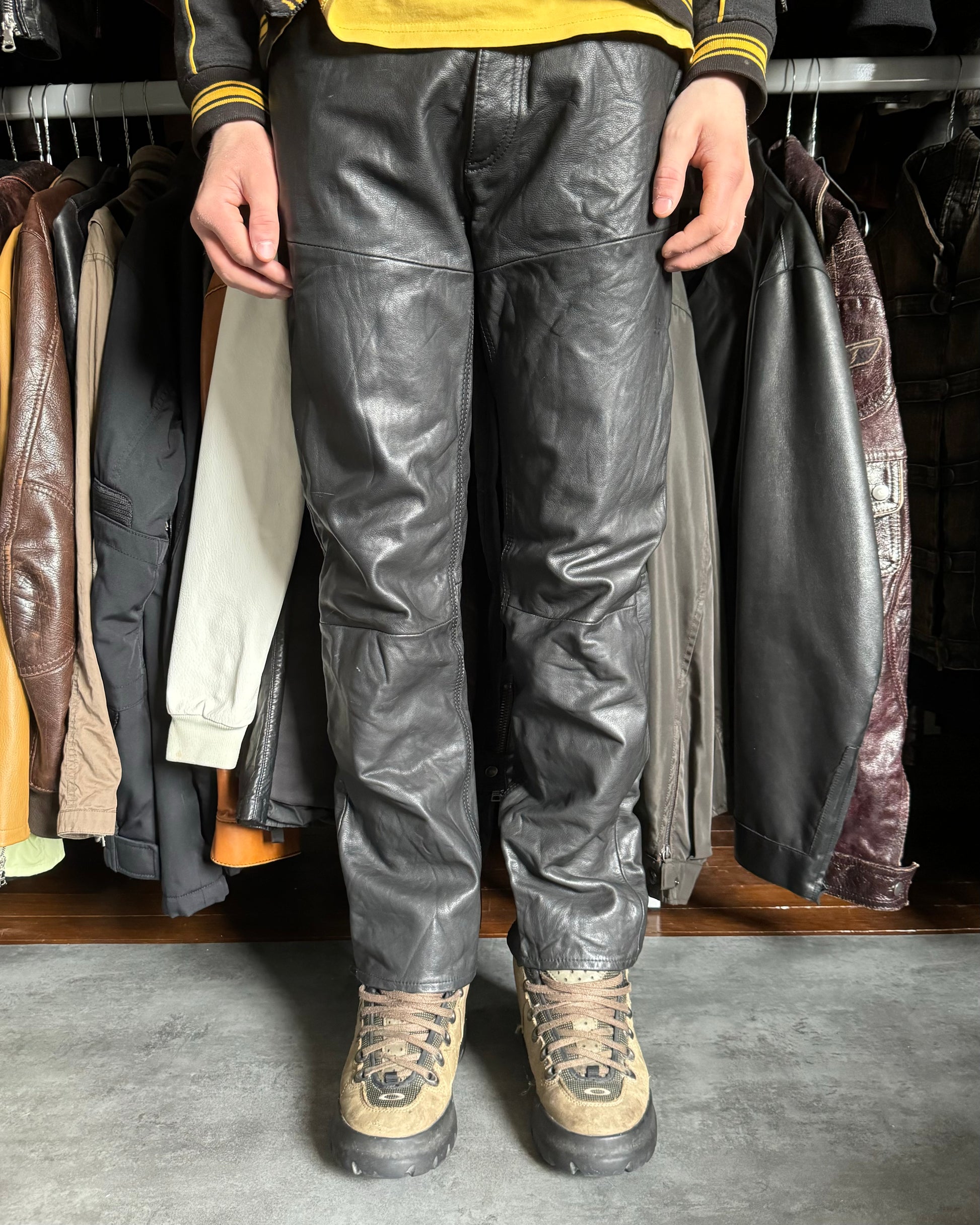 Dainese Black Moto Biker Leather Pants (S) - 6