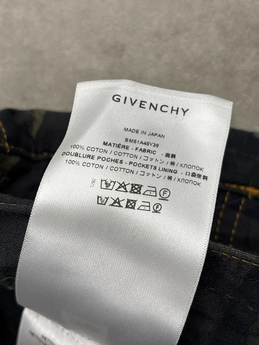 Givenchy Dark Khaki Distressed Camo Carpenter Pants by Matthew Williams iWwnBaBM 15
