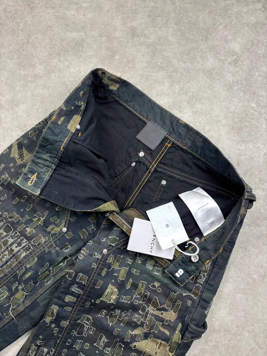 Givenchy Dark Khaki Distressed Camo Carpenter Pants by Matthew Williams iWwnBaBM 10
