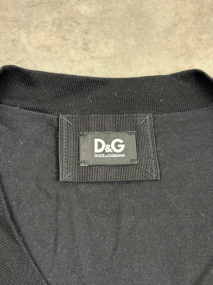 2000s Dolce & Gabbana Black Embellished Neckline T-Shirt iXdQrvRt 7