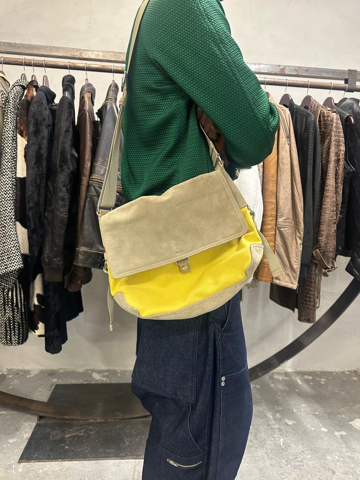 2000s Prada Linea Rossa Yellow Shoulder Bag – Dolce Vita Hub