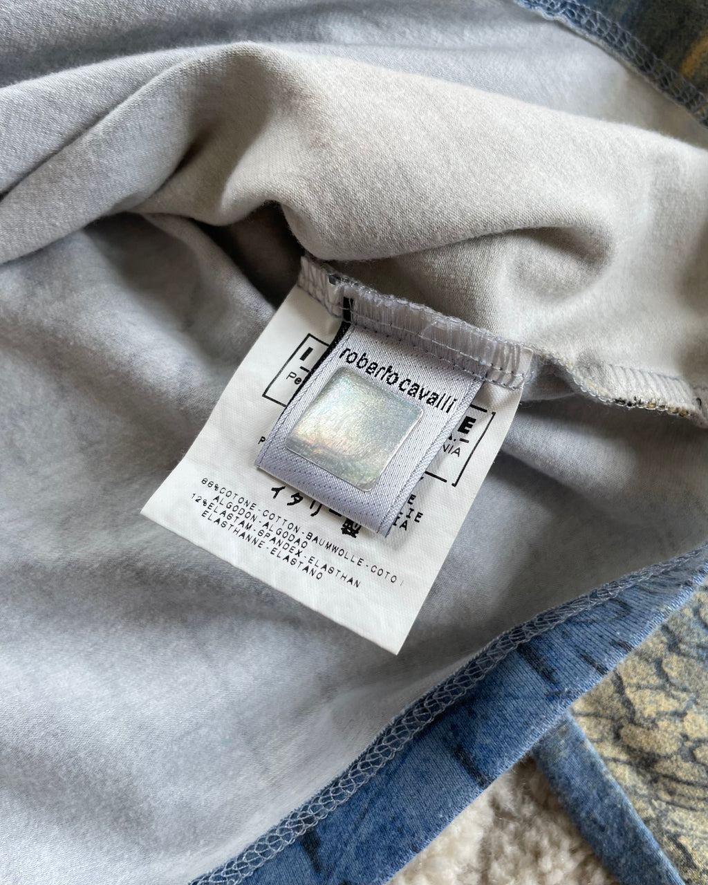 ロベルト カヴァリ クロコダイル ハルシネーション トップ (XS)