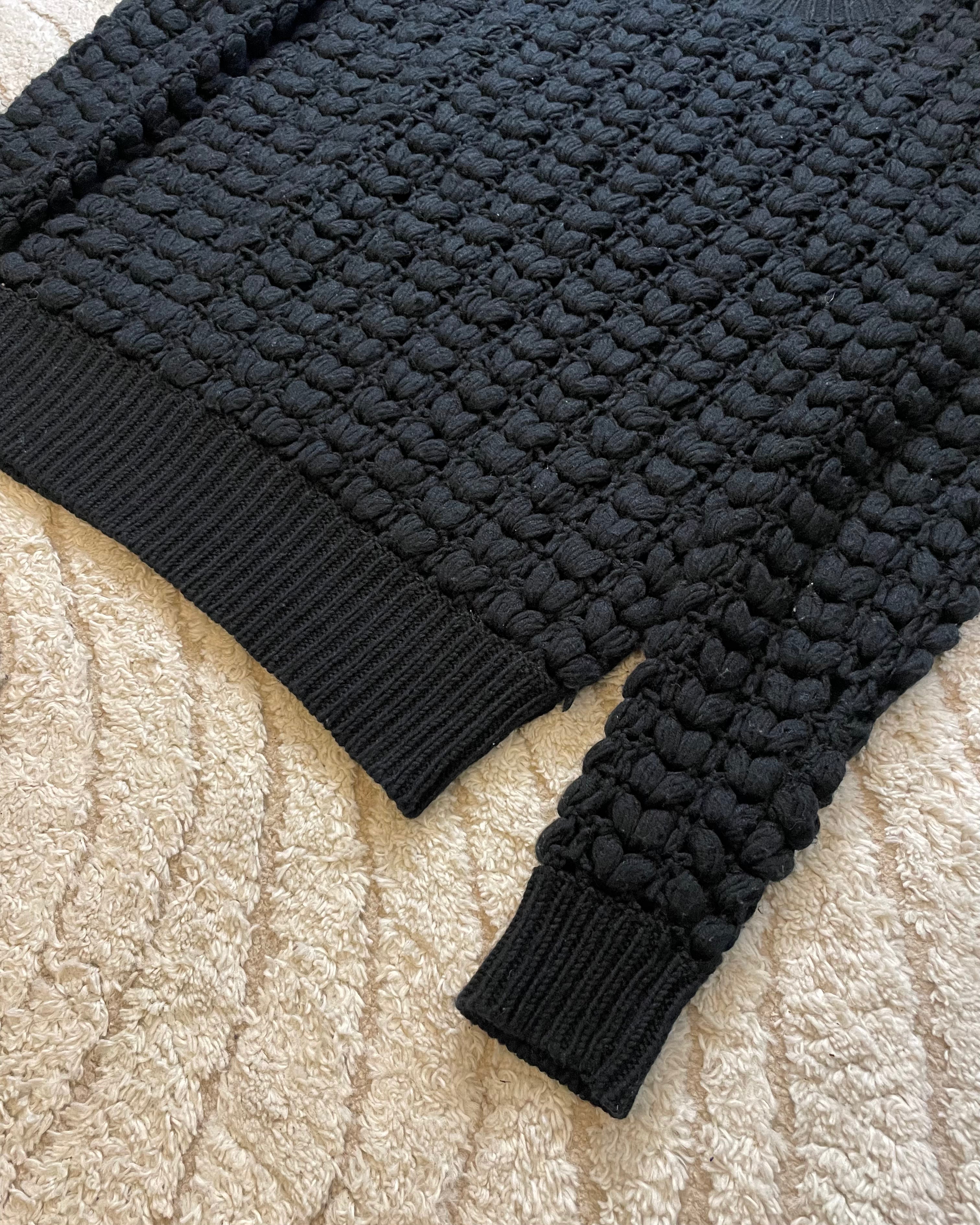 Pierre Balmain Vintage Black Wool sweater (L)