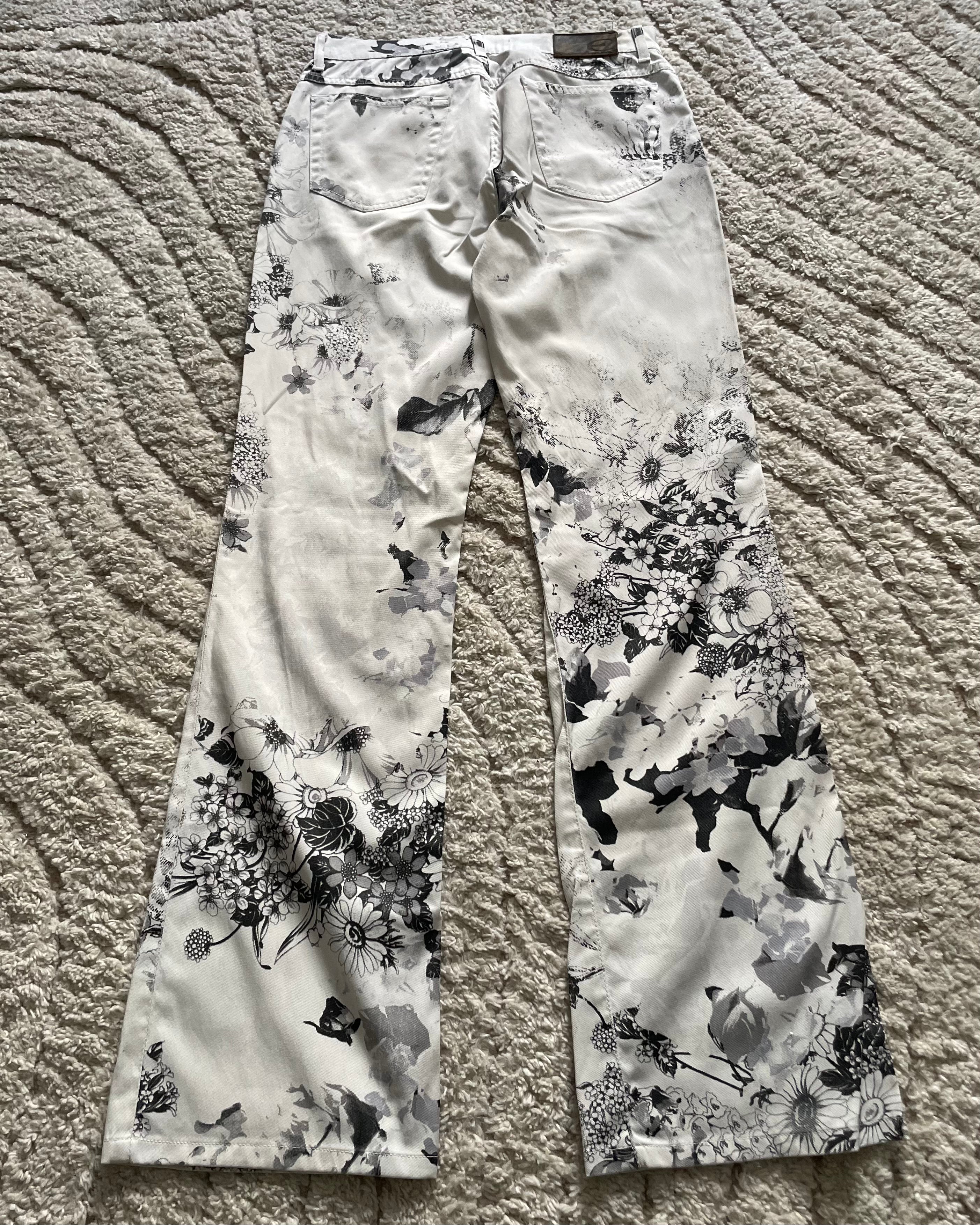 2000s Cavalli ブラック &amp; ホワイト フローラル フェード ペイント パンツ (XS)