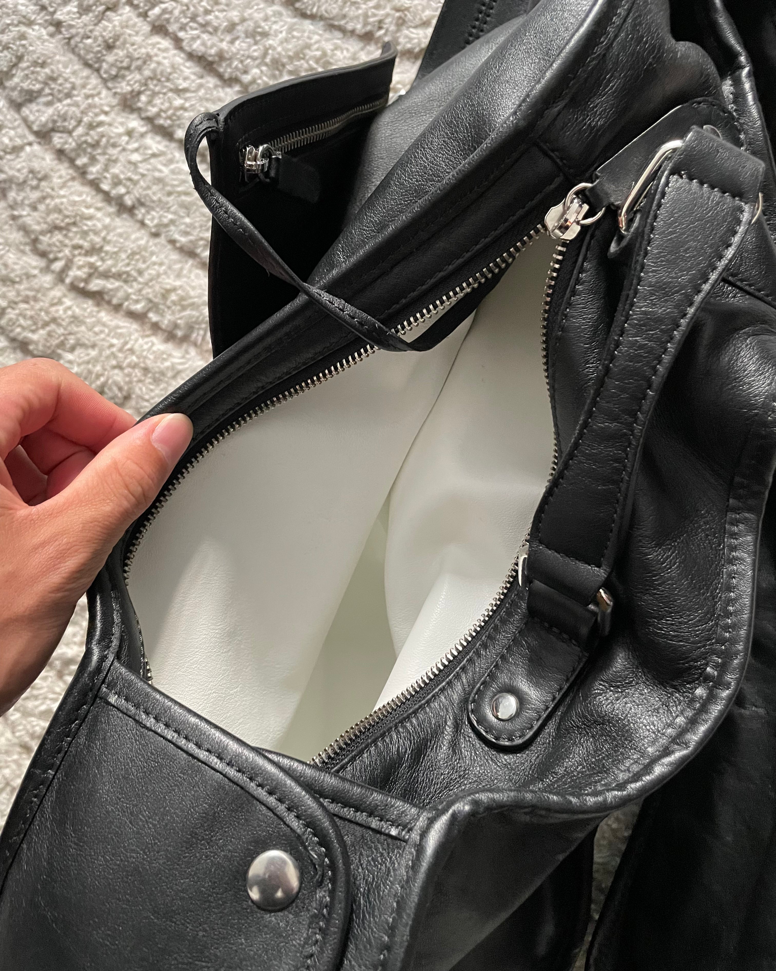 SS2008 Maison Margiela x H&M Guitar Leather Bag RE-EDITION – Dolce SS2008 Maison Margiela x H&M Guitar Leather Bag RE-EDITION – Dolce