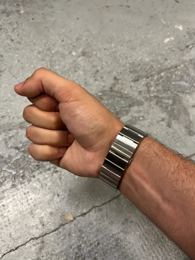 Issey Miyake TO Silver Watch Designed by Tokujin Yoshioka (OS) yCrkAMg 3