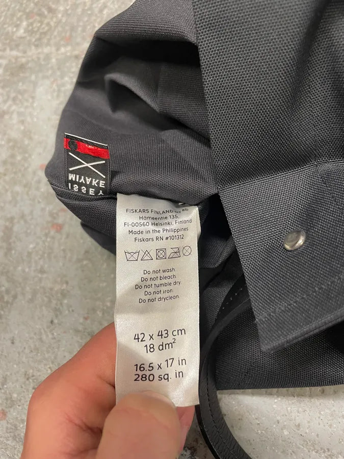 Issey Miyake x Iitalla Contemporary Bag (OS) 7