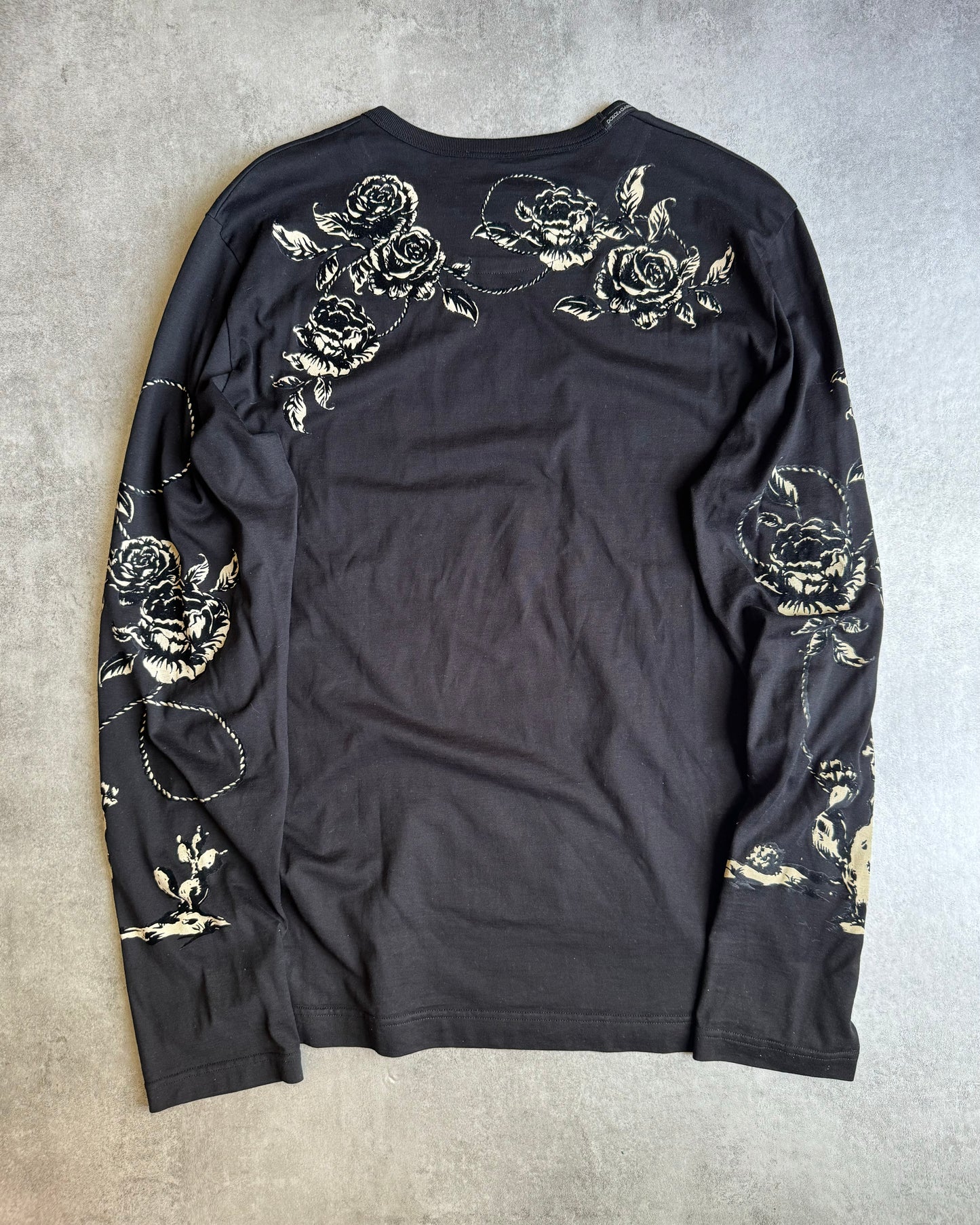 2010s Dolce & Gabbana Renaissance Velvet Embroideries Black Longsleeves (M) - 4