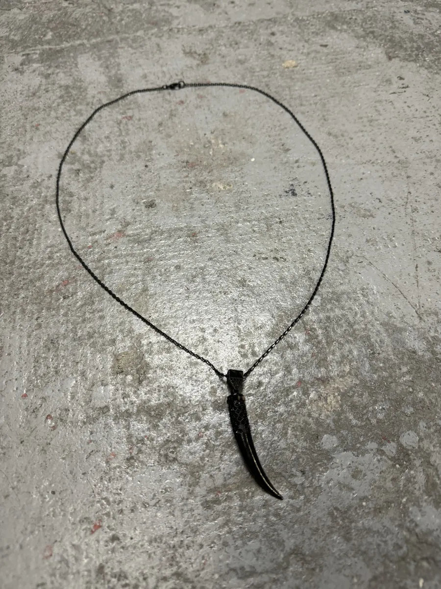 Jean Paul Gaultier Black Ornament Tooth Necklace (OS) ddLKBuu 4