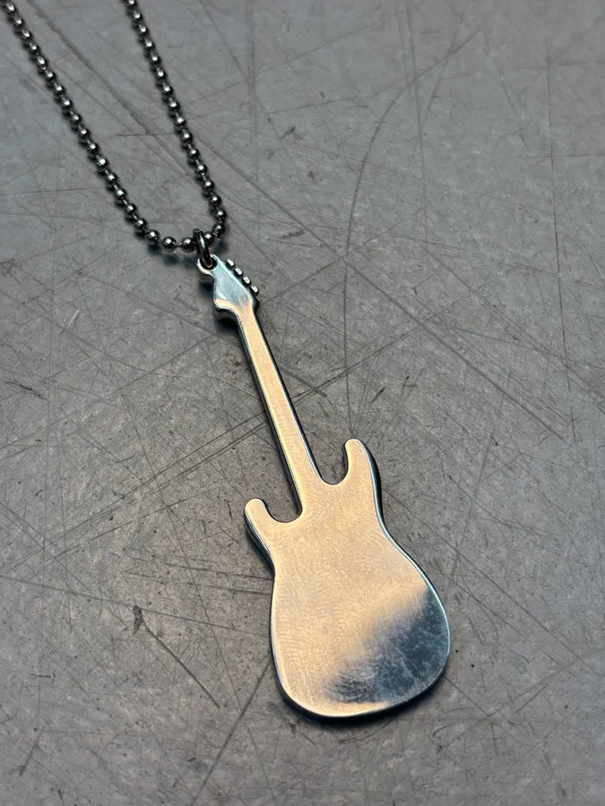 Jean Paul Gaultier Silver Grey Metal Guitar Necklace klTtPgS 6
