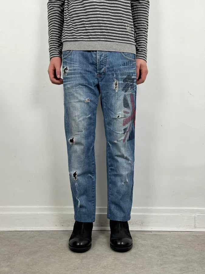 SS2011 Galliano UK Flag Newspaper Print Distressed Blue Denim Jeans IuaybCU 1
