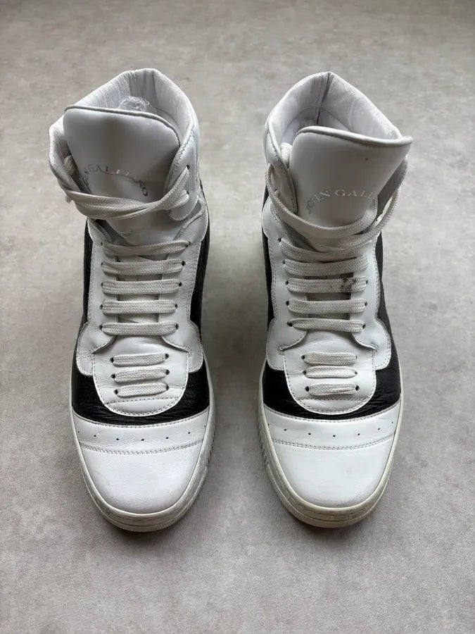 2010s John Galliano Black & White High Leather Sneakers QkdFvKf 1