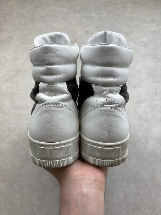 2010s John Galliano Black & White High Leather Sneakers QkdFvKf 6