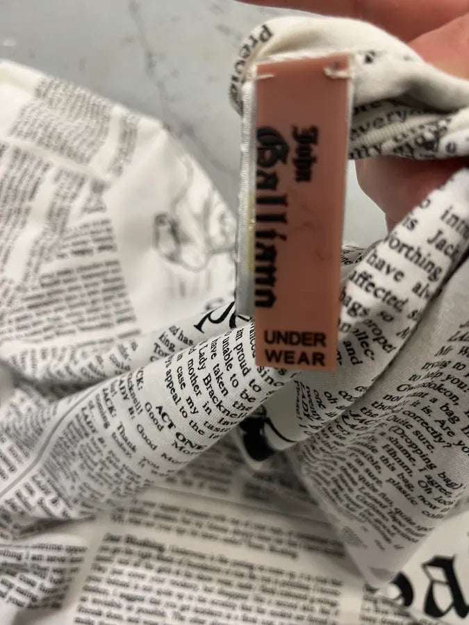 John Galliano Gazette Newspapers Black & White Longsleeves JjlqbWH 9
