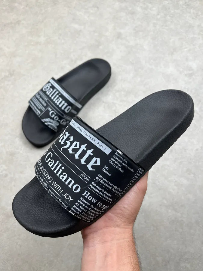 John Galliano Newspaper Black Rubber Slides AVLcsXA 0