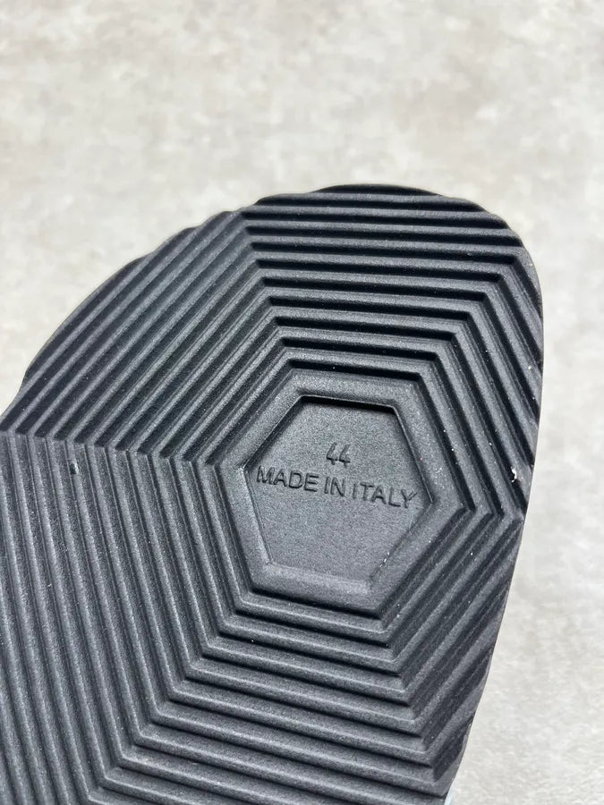 John Galliano Newspaper Black Rubber Slides AVLcsXA 4