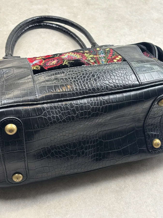 2000s Cavalli Black Leather Crocodile Effect Embroidered Flowers Handle Bag mKtsWFs 16