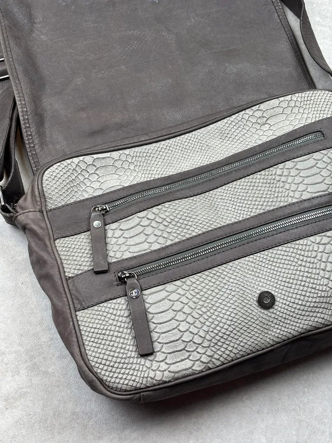 2010s Cavalli Grey Leather Python Embossed Messenger Bag kbLKBwa 8