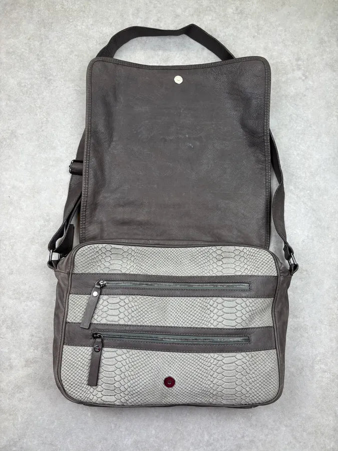 2010s Cavalli Grey Leather Python Embossed Messenger Bag kbLKBwa 7