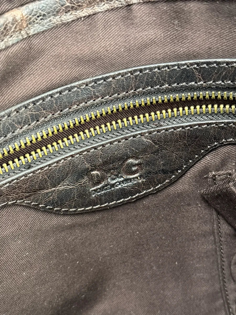 SS2010 Dolce & Gabbana Dark Brown Leather Distressed Studded Messenger Bag kRvUoiLI 22