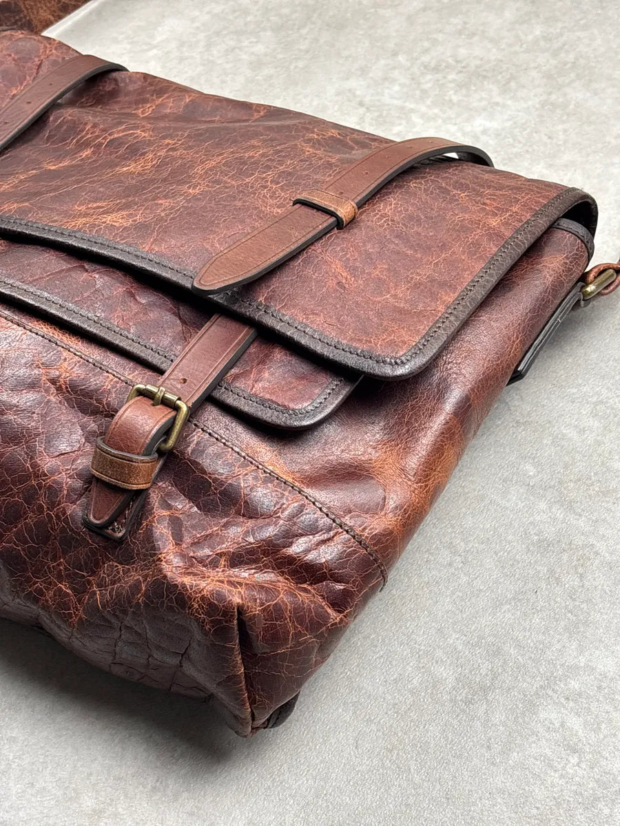 SS2010 Dolce & Gabbana Dark Brown Leather Distressed Studded Messenger Bag kRvUoiLI 9