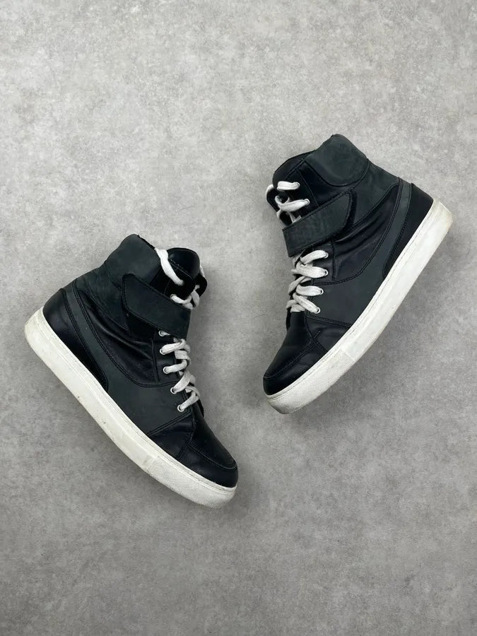 2010s Kris Van Assche Black Leather High Scratch Contrast Lace Sneakers mdRqWuo 3