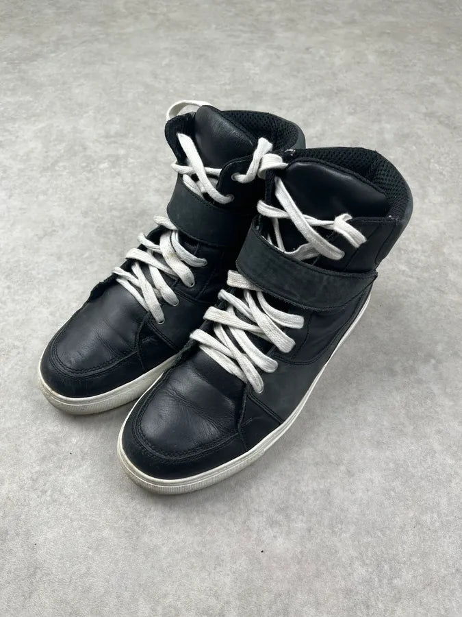 2010s Kris Van Assche Black Leather High Scratch Contrast Lace Sneakers mdRqWuo 1