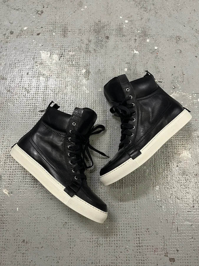 Kris Van Assche Black Leather Laced Backzip High Sneakers – Dolce Kris Van Assche Black Leather Laced Backzip High Sneakers – Dolce
