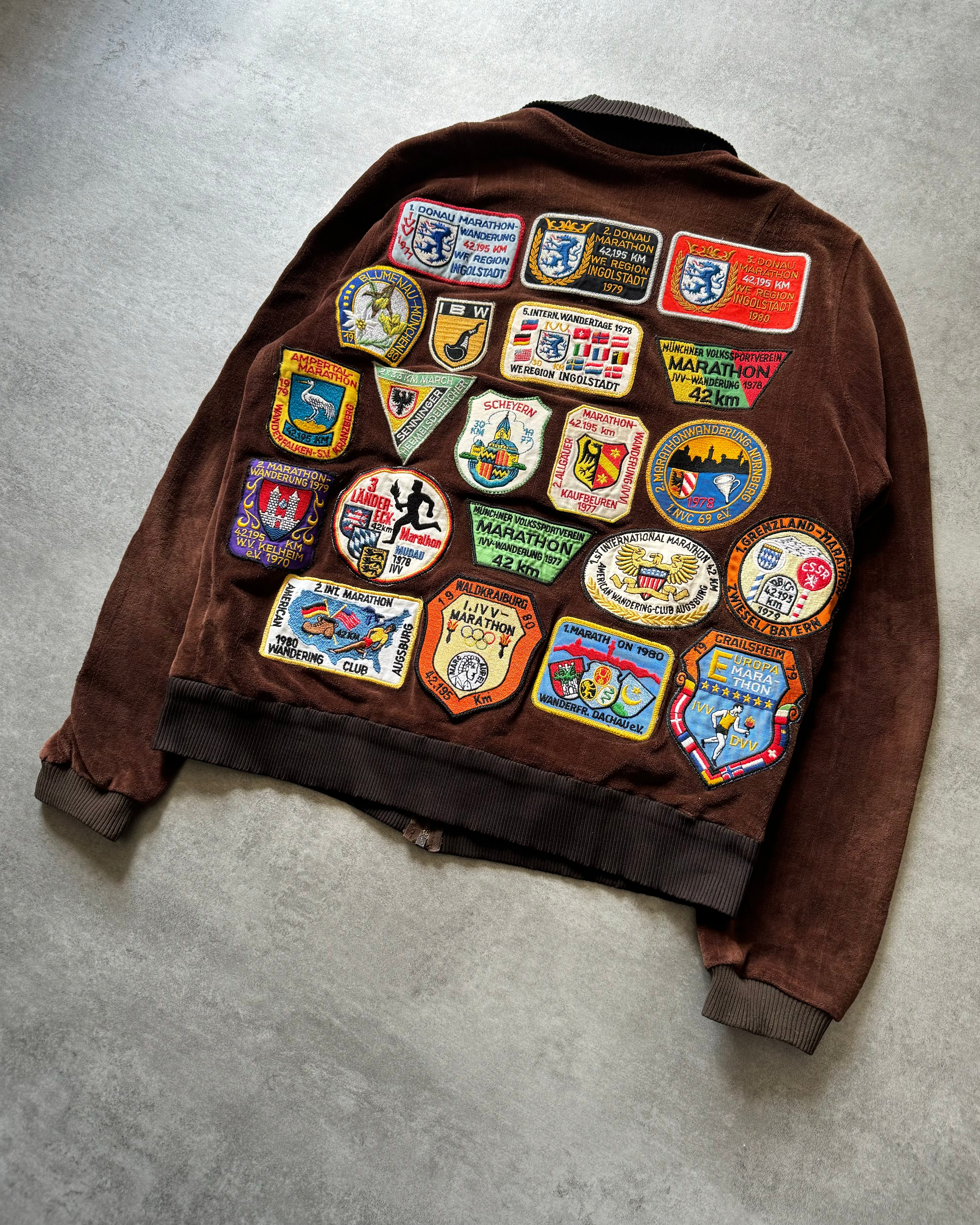 1990s Traditional German Patchwork Brown Local Sweatshirt (S) - 5