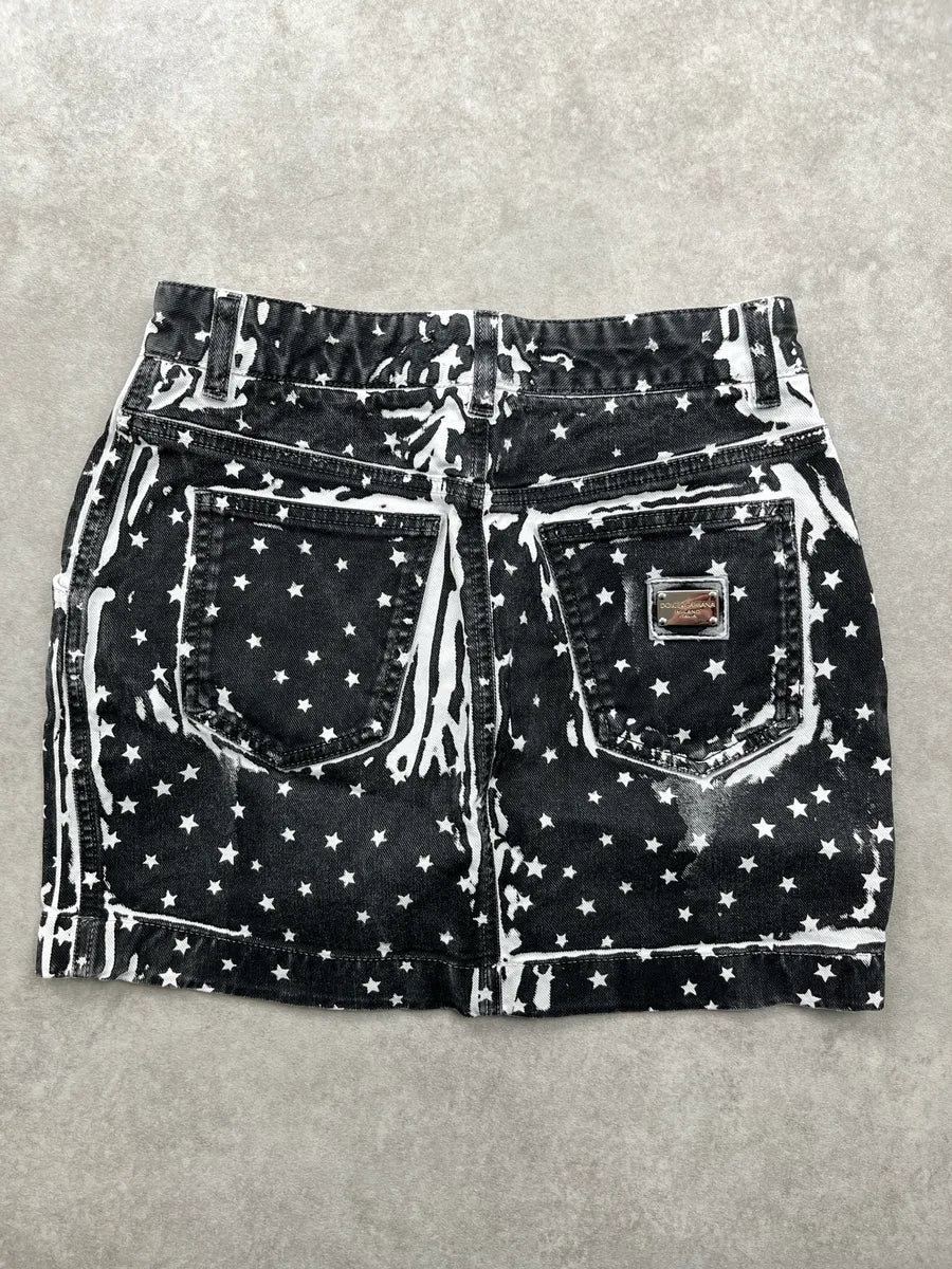 2010s Dolce & Gabbana Black Denim Star Print Bleach Effect Skirt lRdbaCrp 4