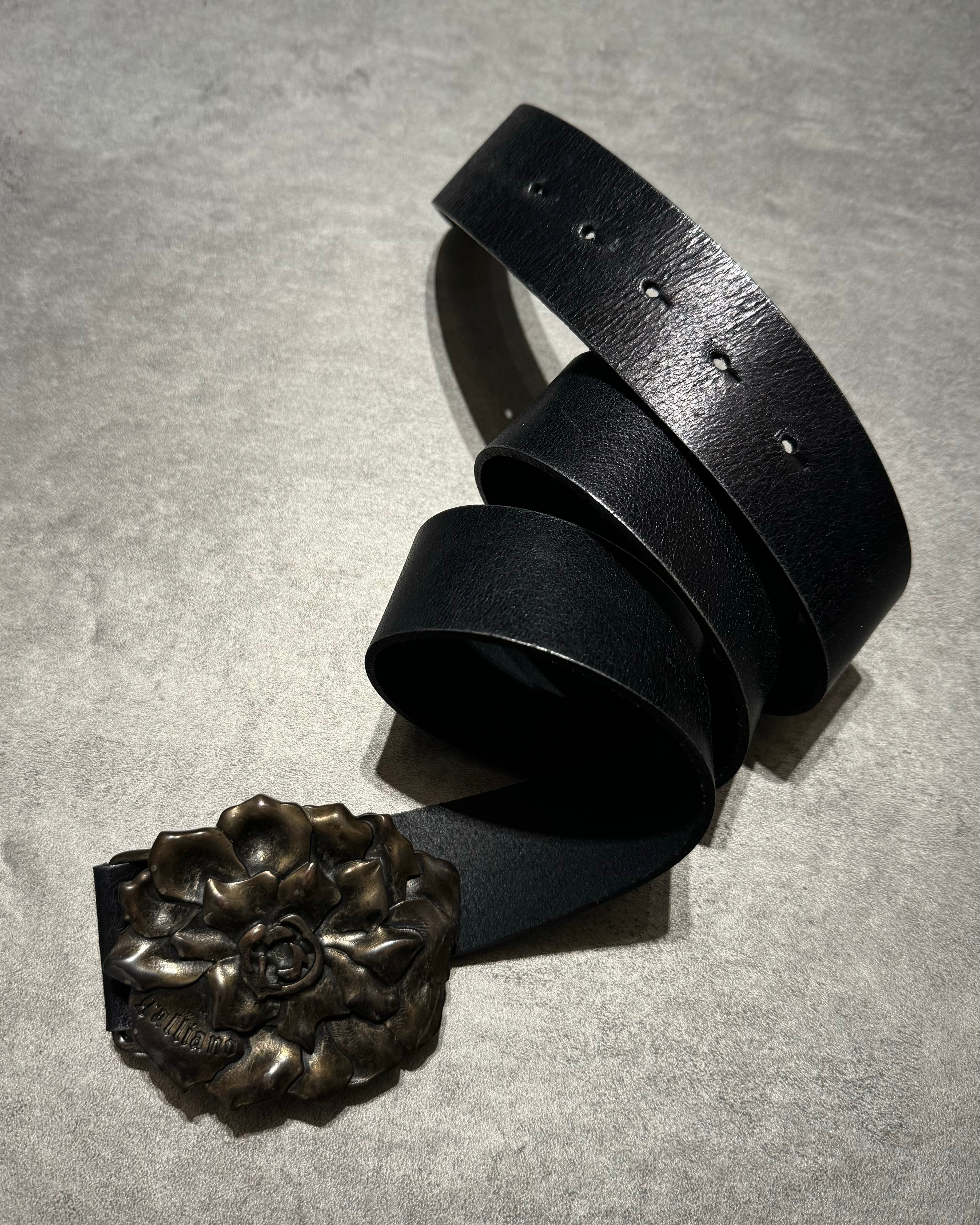 2000s Cavalli Black Leather Flower Distinct Belt (OS) - 1