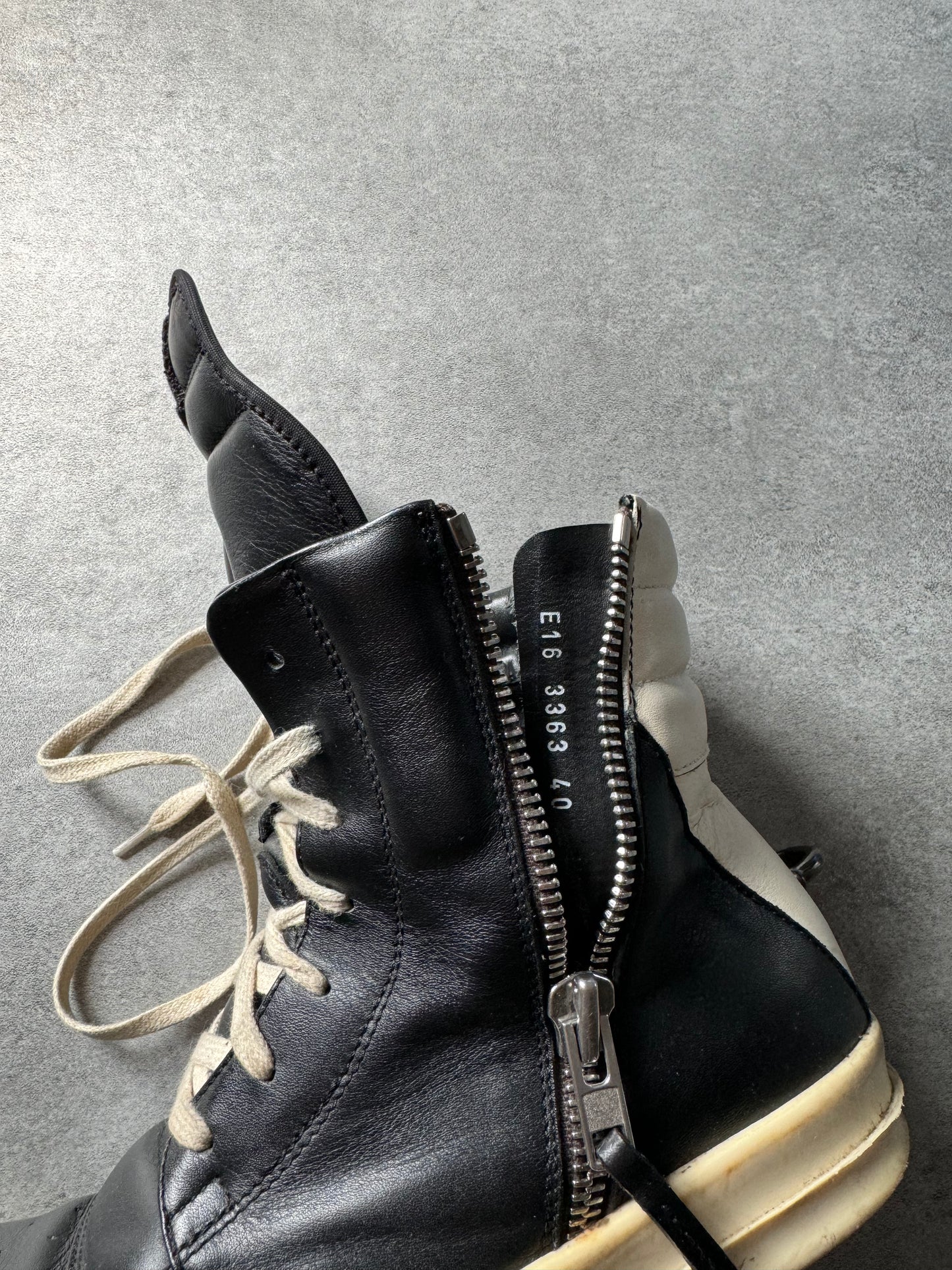 Rick Owens Black & White Leather Geobasket  (41) - 8