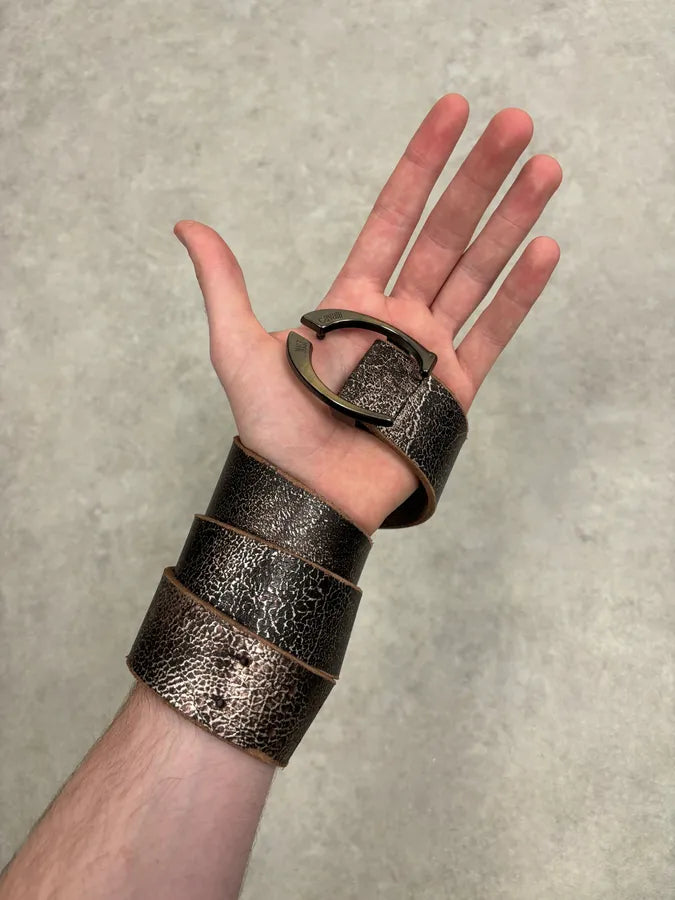 2000s Cavalli Brown Cracked Avant-Garde Textured Leather Belt ETeXzhc 1