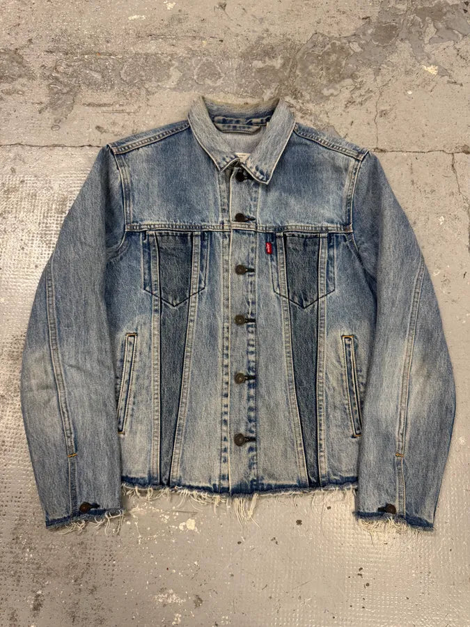 Levi’s Altered Brut Buttoned Denim Trucker Jacket PendHMt 0