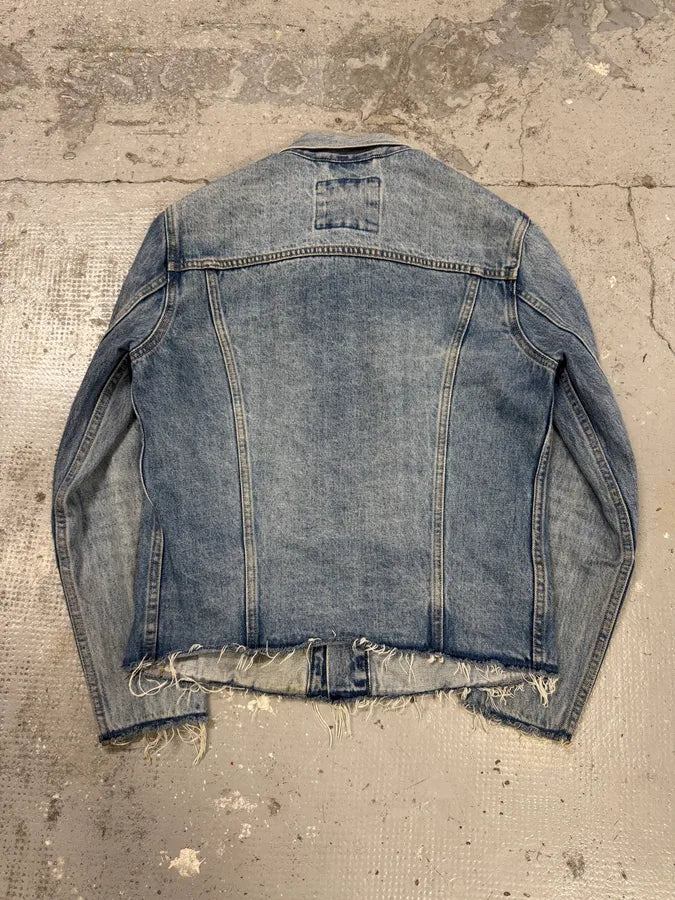 Levi’s Altered Brut Buttoned Denim Trucker Jacket PendHMt 4
