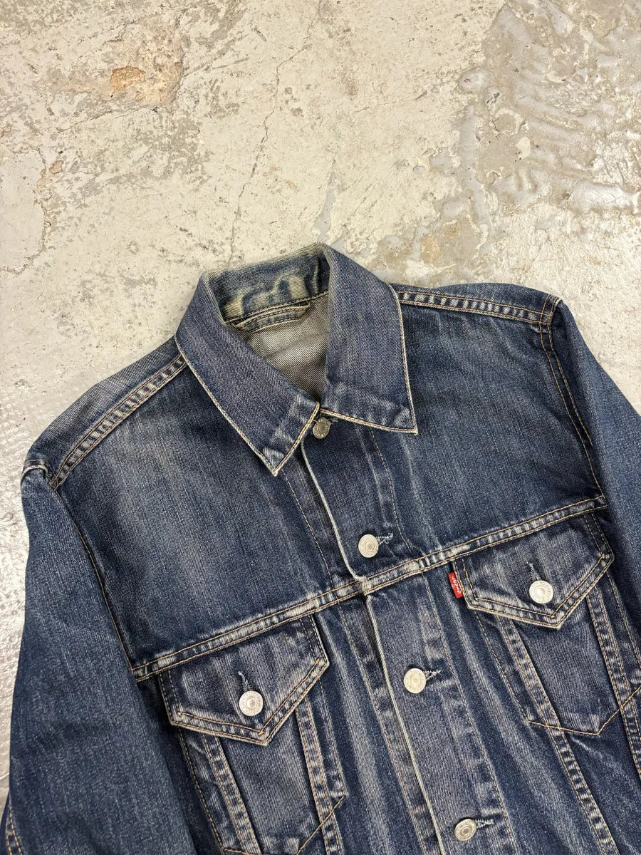Levi’s Blue Brut Buttoned Denim Trucker Jacket YcpBgyd 8