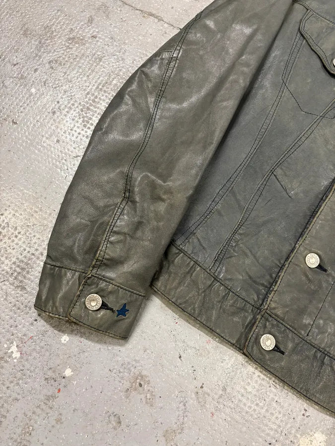 Levi’s Grey Leather Buttoned Trucker Jacket fvBgxTj 8