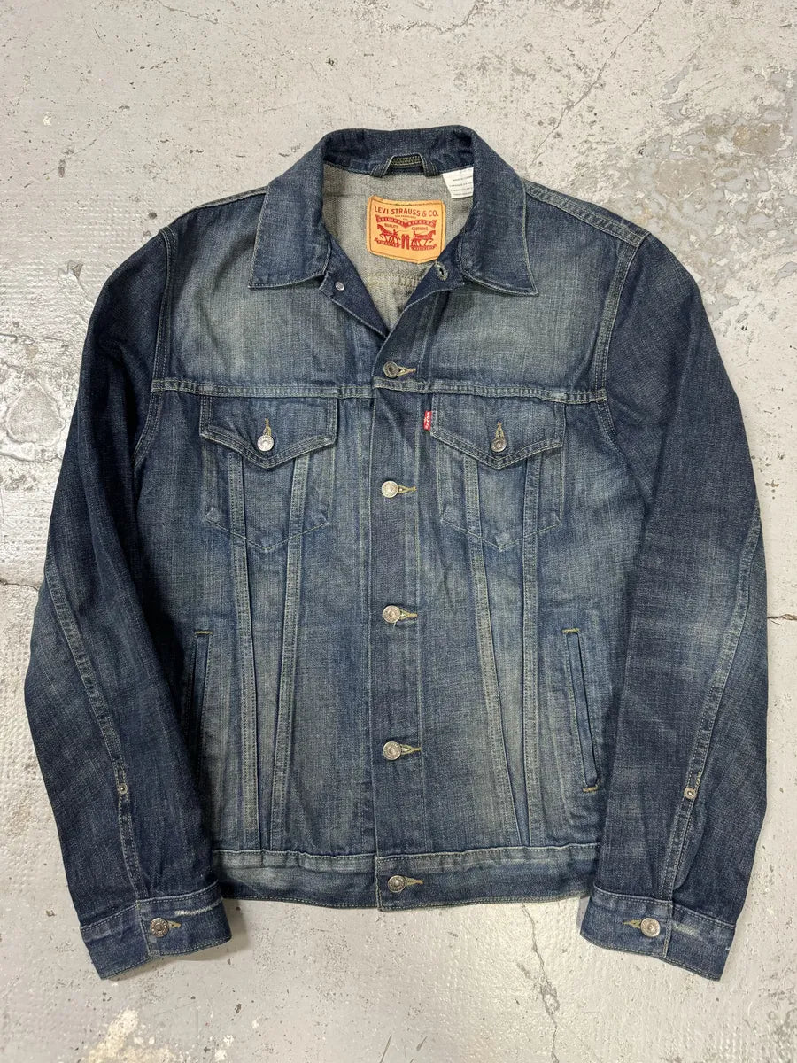Levi’s Raw Brut Buttoned Denim Trucker Jacket TzunASw 0